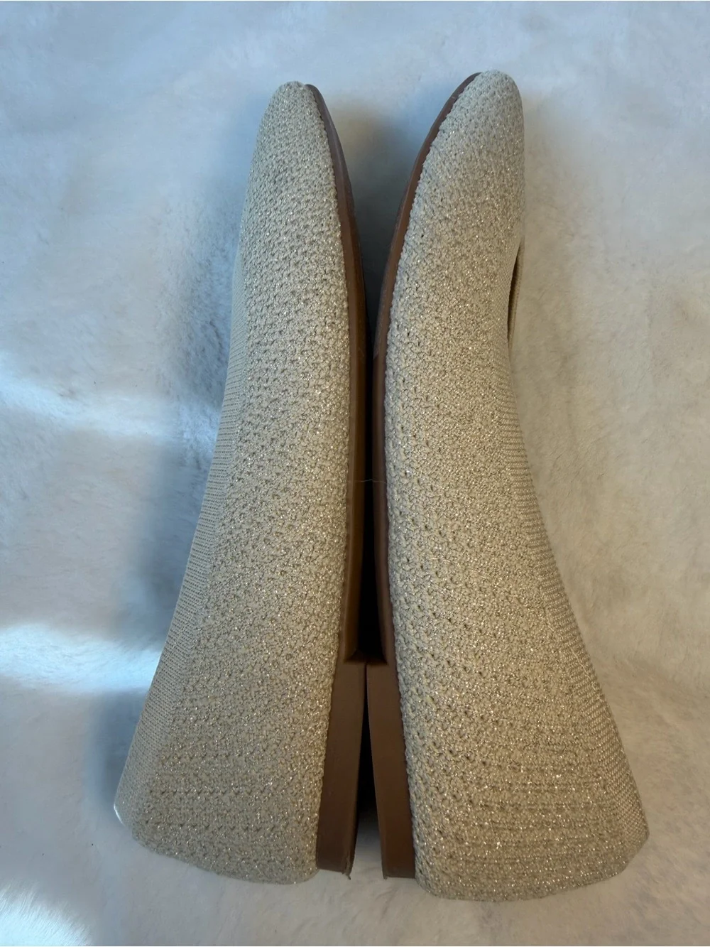 Kelly & Katie Beige with Gold Threads Knit Pointed-Toe Ballet Flats Size 9W